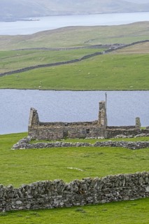 Dry stone