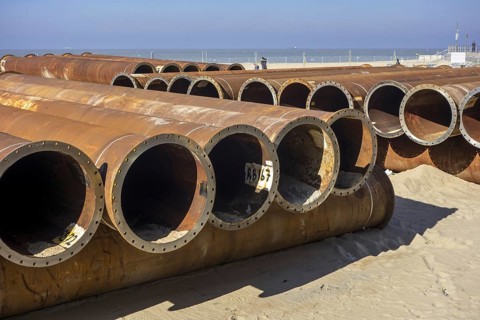 Pipeline tubes for sand replenishment