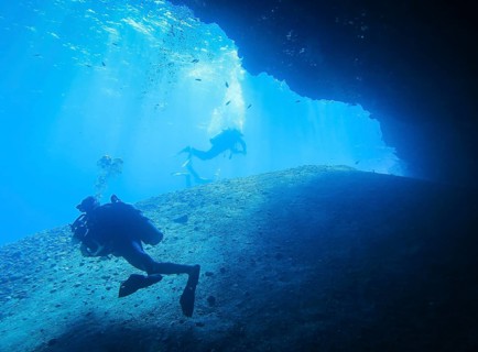 Underwater photo