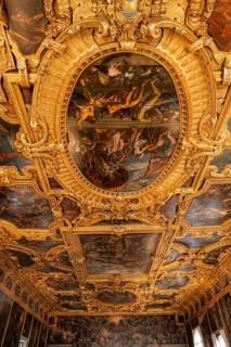Decorated ceiling