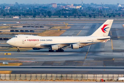 A Boeing 747-400ERF aircraft of China Cargo with the registration number B-2425 at Bangkok Suvarnabhumi Airport