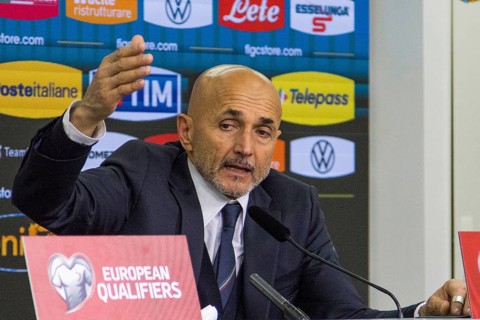 Coach Luciano SPALLETTI Italy explaining at the post-match press conference