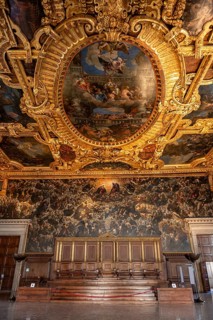 Decorated ceiling