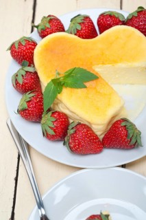 Heart shaped cheesecake with strawberryes ideal cake for valentine day