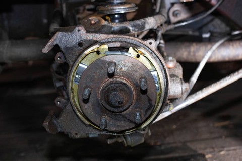 Repair of a parking brake