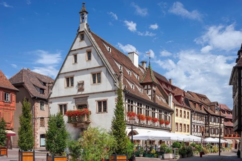 Old town with restaurants and historic buildings