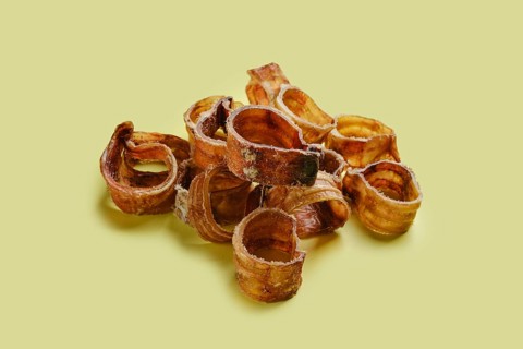 Dehydrated organic beef throat cut on rings