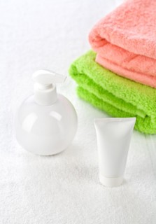 Accessories for bathing on towels