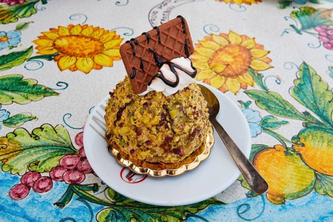 Strombolichio ice cream dessert