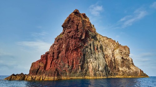 Red lava wall