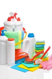 Composition of cleaning agents for copy rooms