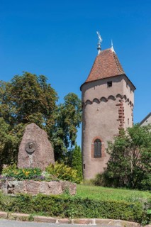 Exterior view of the Tour d enceinte