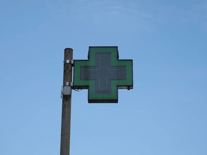 Green cross pharmacy sign