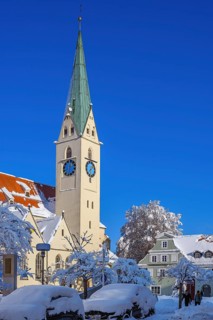 St Mang's Square and church with fresh snow