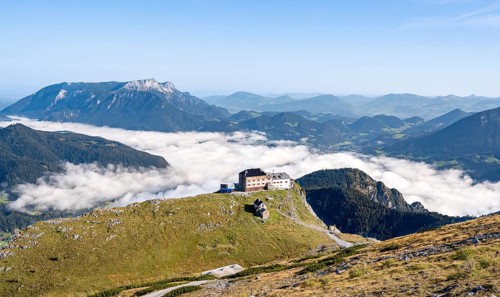 Mountain hut Watzmannhaus
