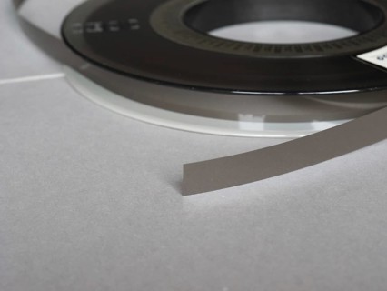 Magnetic tape reel