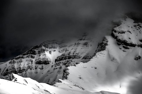 Snow-covered summit of the Hoher Ifen