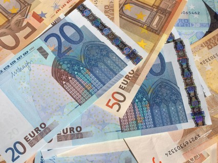 Fifty and Twenty Euro notes
