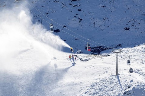 Snow cannons