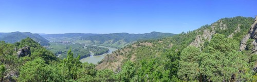 Danube island Pritzenau from the Vogelbergsteig
