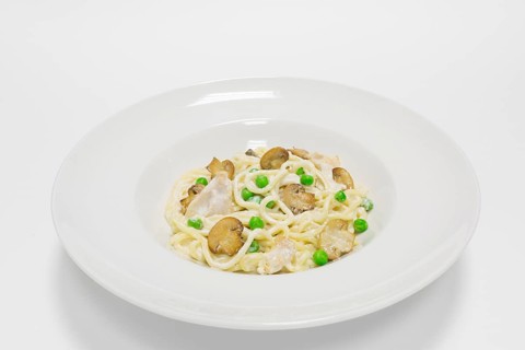 Gourmet pasta with chicken breast