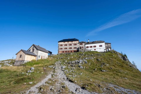 Watzmannhaus mountain hut