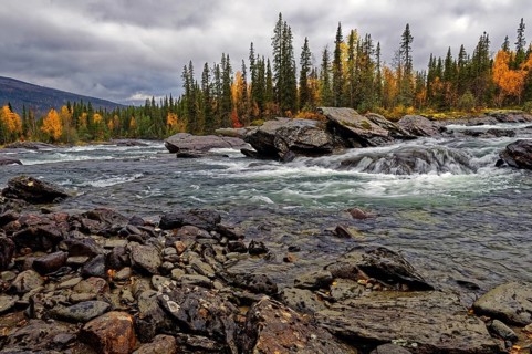River Kamajakka near Kvikkjokk