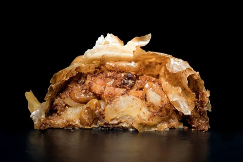 Austrian apple strudel with rum sultanas