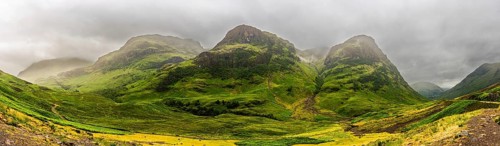Panorama of Three Sisters Of Glencoe