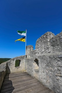 Derneck Castle