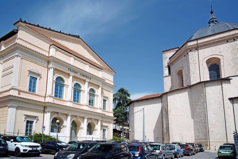 Municipal theatre
