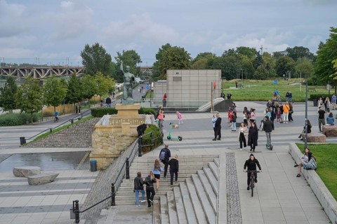 Promenade on the banks of the Vistula