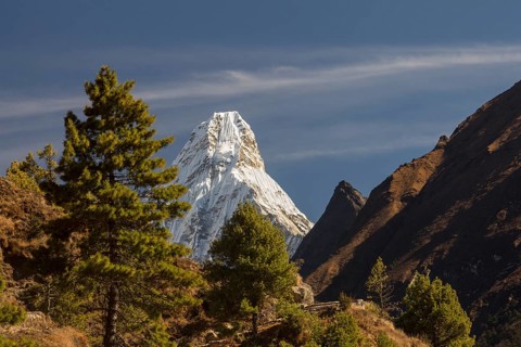Six-thousander Ama Dablam