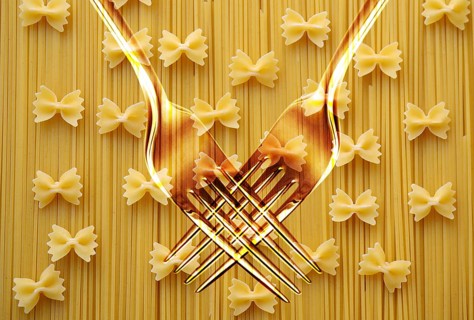 Crossing forks with spaghetti and farfalle