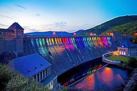 The Edersee dam wall illuminated by LED spotlights holds the German record as the longest permanently illuminated object