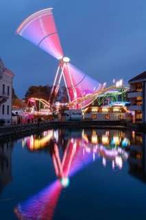 Carousel Airborne with reflection