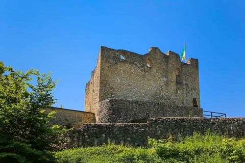 Castle Derneck