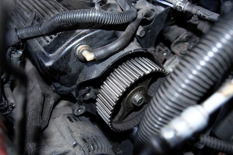 Car engine timing belt replacement