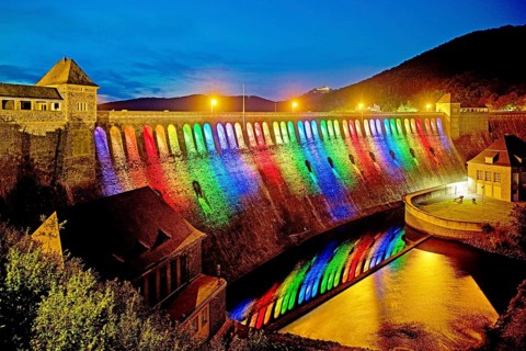 The Edersee dam wall illuminated by LED spotlights holds the German record as the longest permanently illuminated object
