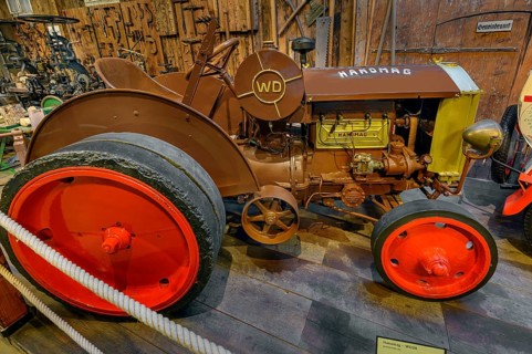 Tractor
