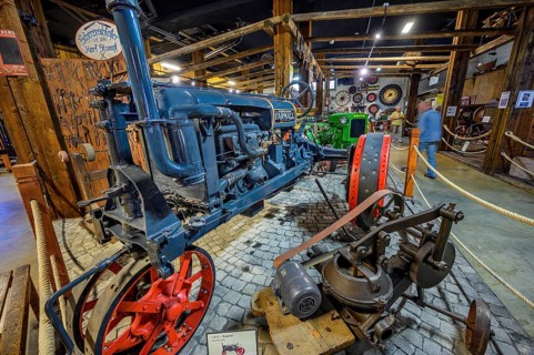 IHC Farmall Regular tractor from Illinois