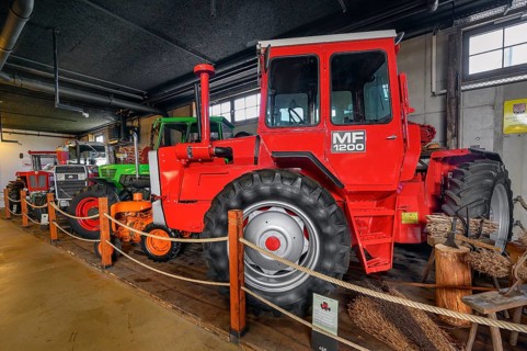 Massey Ferguson Articulated Steer 1200