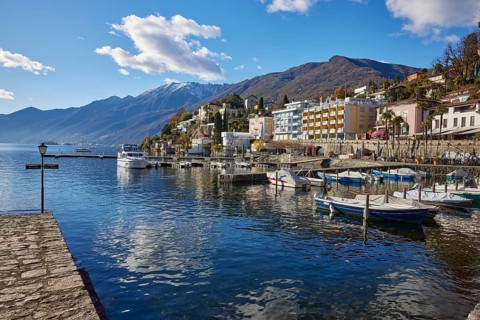 View of Lake Maggiore in the direction of Ronco sopra Ascona from Lungolago