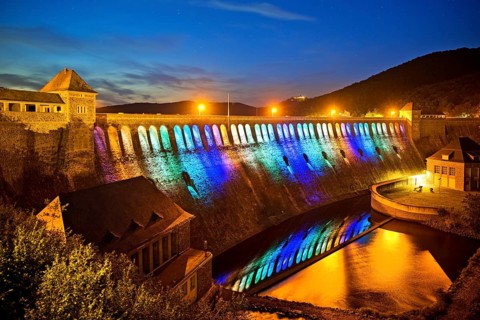 The Edersee dam wall illuminated by LED spotlights holds the German record as the longest permanently illuminated object