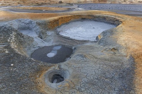 Boiling mudpools