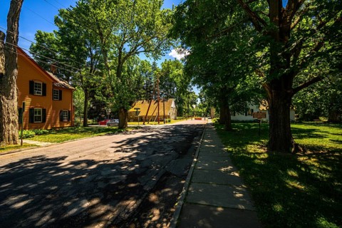 Historic Huguenot Street