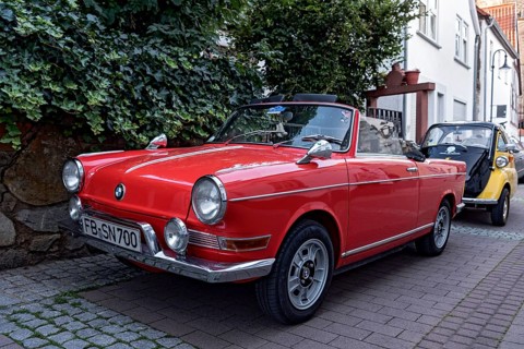 Oldtimer BMW 700 Cabriolet