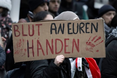 Hundreds of people take part in a pro-Palestine demonstration in Frankfurt am Main on 23 December 2023. The demonstration is accompanied by a massive police presence. Since a terrorist attack by Hamas...