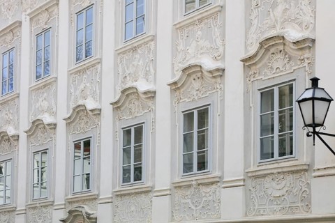 Baroque house facade in Steiner Landstrasse