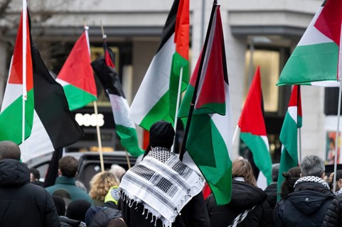 Hundreds of people take part in a pro-Palestine demonstration in Frankfurt am Main on 23 December 2023. The demonstration is accompanied by a massive police presence. Since a terrorist attack by Hamas...